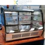 Displeja vitrīnas ledusskapis 160 litri 2 plaukti Melns un nerūsējošā tērauda ar izliektu priekšpusi | Adexa CW160R - Image 2