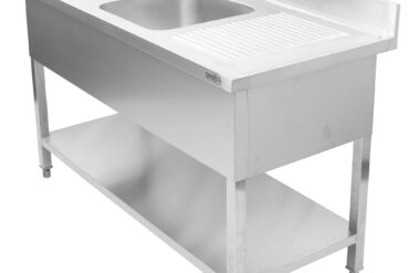 Komerciāls dubults izlietņu komplekts no nerūsējošā tērauda 1500x700x950mm ar 2 izlietnēm kreisajā pusē Aizsargplāksne | Adexa DSD1570L