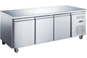 Komercsabiedrības saldētavas lete Ventilēta 3 durvis Dziļums 700mm | Adexa FG31V