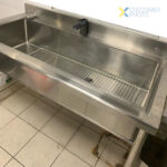 Tirdzniecības katlu mazgāšanas izlietne Nerūsējošais tērauds 1 bļoda Aizmugurējais valnis 1500x700x900mm Apaļas kājas | Adexa PSR15070 - Image 2