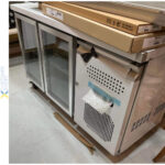 Profesionāls ledusskapis ar divām stikla durvīm, dziļums 600mm | Adexa RS21VG - Image 2