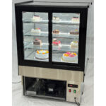 Displeja tirdzniecības ledusskapis 370 litri 3 plaukti Melns un nerūsējošs tērauds | Adexa HL900B3 - Image 2